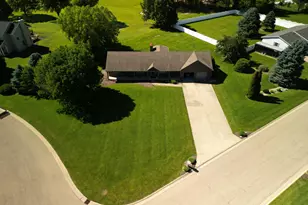 800 Burgess Dr, Utica, IL 61373 - Photo 23