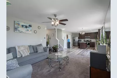 1004 Daniel Street, Plano, IL 60545 - Photo 5