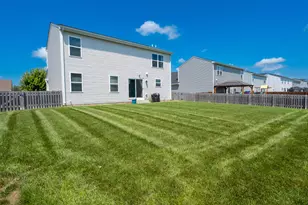 1004 Daniel St, Plano, IL 60545 - Photo 27