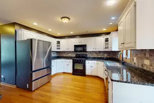 16127 Burgundy Dr, Plainfield, IL 60586 - Photo 15