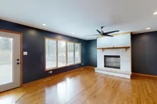 16127 Burgundy Dr, Plainfield, IL 60586 - Photo 7