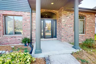 16127 Burgundy Dr, Plainfield, IL 60586 - Photo 5