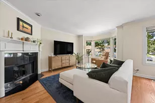 2304 N Lakewood Ave, Chicago, IL 60614 - Photo 5
