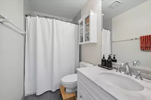 2304 N Lakewood Ave, Chicago, IL 60614 - Photo 3