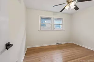 5317 S Hunt Ave, Summit, IL 60501 - Photo 15