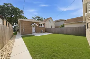 5750 S Oak Park Ave, Chicago, IL 60638 - Photo 33