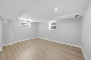 5750 S Oak Park Ave, Chicago, IL 60638 - Photo 25