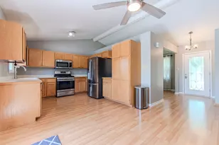 6512 Goldhaber Ln, Plainfield, IL 60586 - Photo 5