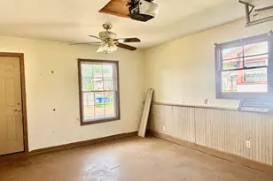 621 W 8th St, Belvidere, IL 61008 - Photo 19