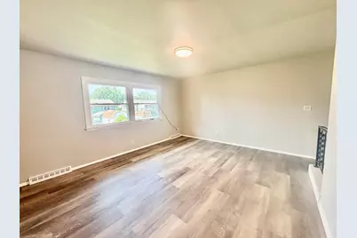 621 W 8th Street, Belvidere, IL 61008 - Photo 9