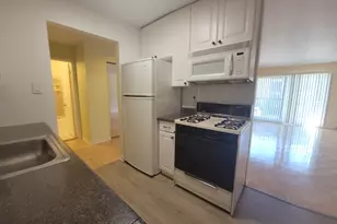 8905 Knight Ave, Des Plaines, IL 60016 - Photo 5