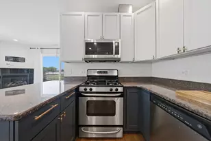 3801 N Kedzie Ave, Chicago, IL 60618 - Photo 5