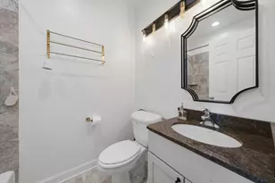 3801 N Kedzie Ave, Chicago, IL 60618 - Photo 15