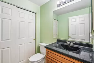 519 King Ave, East Dundee, IL 60118 - Photo 11