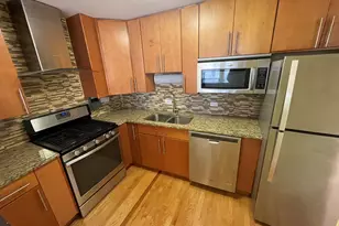 1450 E 55th Pl, Chicago, IL 60637 - Photo 5