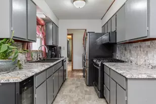908 E Chestnut St, Pontiac, IL 61764 - Photo 29