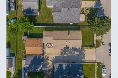 908 E Chestnut Street, Pontiac, IL 61764 - Photo 7