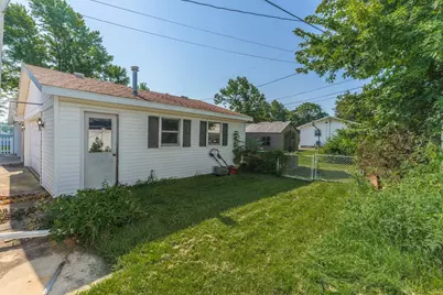 908 E Chestnut Street, Pontiac, IL 61764 - Photo 15