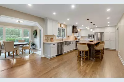 1211 S Grove Avenue, Barrington, IL 60010 - Photo 5