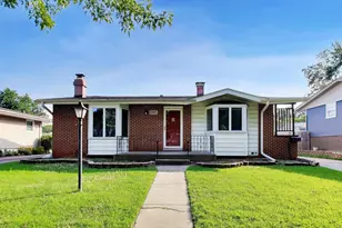 2925 E 188th Pl, Lansing, IL 60438 - Photo 1