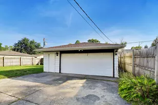 2925 E 188th Pl, Lansing, IL 60438 - Photo 37