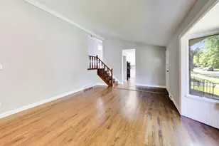 2925 E 188th Pl, Lansing, IL 60438 - Photo 5