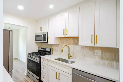 4092 Quincy Court, Streamwood, IL 60107 - Photo 9