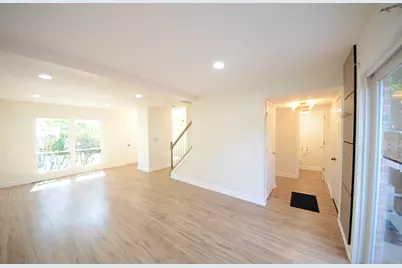 4092 Quincy Court, Streamwood, IL 60107 - Photo 3