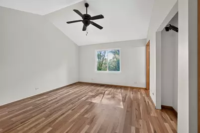 817 Casey Lane, Harvard, IL 60033 - Photo 9