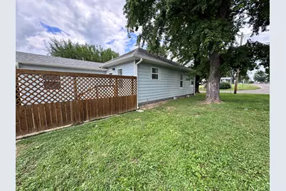 450 Bicknell, Centralia, IL 62801 - Photo 31