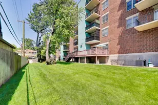 9355 Irving Park Rd, Schiller Park, IL 60176 - Photo 37