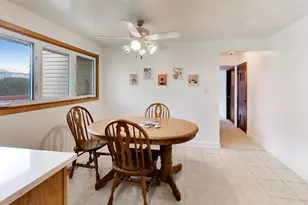 252 Millford Ln, Bloomingdale, IL 60108 - Photo 13