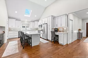 10132 S Keeler Ave, Oak Lawn, IL 60453 - Photo 7