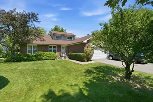 2924 Acorn Ln, Northbrook, IL 60062 - Photo 3