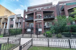 4224 S King Dr, Chicago, IL 60653 - Photo 1