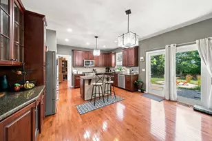 37061 N Bonnie Brae Rd, Lake Villa, IL 60046 - Photo 9