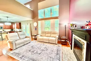 37061 N Bonnie Brae Rd, Lake Villa, IL 60046 - Photo 9