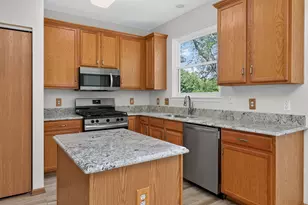 1490 W Ludington Circle, Romeoville, IL 60446 - Photo 9