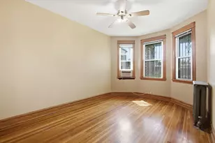 1213 W Addison St, Chicago, IL 60613 - Photo 5