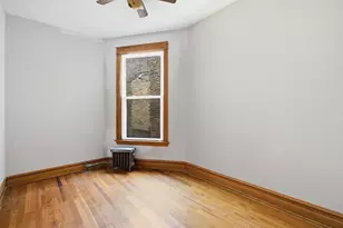 1213 W Addison St, Chicago, IL 60613 - Photo 7