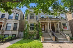 1213 W Addison St, Chicago, IL 60613 - Photo 1