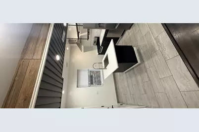 3825 W Roscoe Street #2W, Chicago, IL 60618 - Photo 3