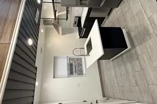 3825 W Roscoe St, Chicago, IL 60618 - Photo 3