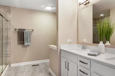 530 Pershing Court, Barrington, IL 60010 - Photo 17