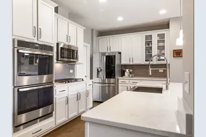 530 Pershing Court, Barrington, IL 60010 - Photo 7