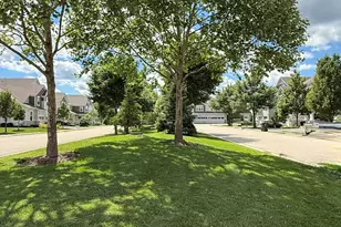 530 Pershing Ct, Barrington, IL 60010 - Photo 41