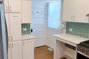 124 E Sunnyside Ave, Libertyville, IL 60048 - Photo 7