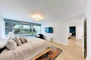 9655 Woods Dr, Skokie, IL 60077 - Photo 19