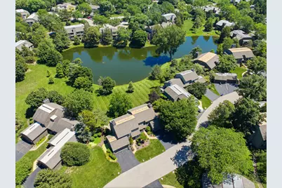423 Deer Trail Hill Trail, Lake Barrington, IL 60010 - Photo 33