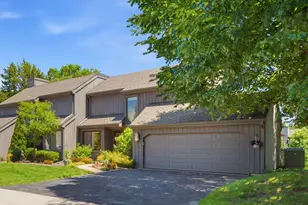 423 Deer Trail Hill Trail, Lake Barrington, IL 60010 - Photo 1